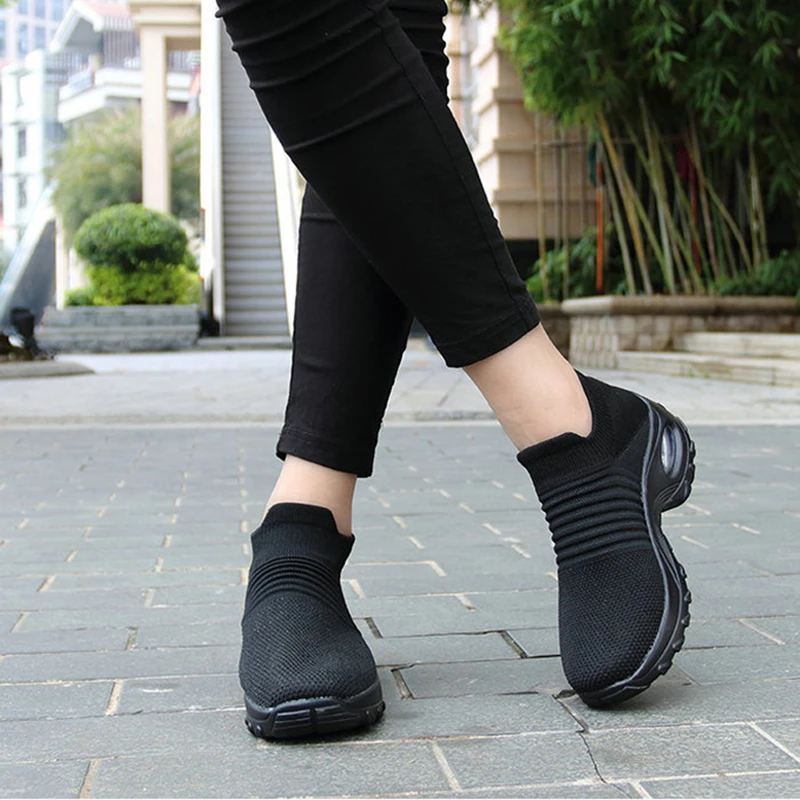 Fashion Breathable Walking mesh Sneakers - Image 2